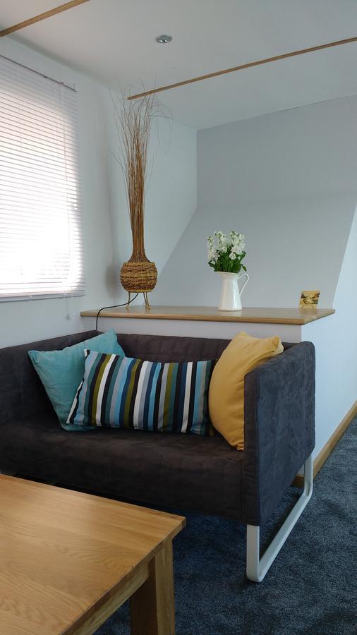 Kyle Blue - Bristol Harbour Luxury Hostel Boat Exterior foto